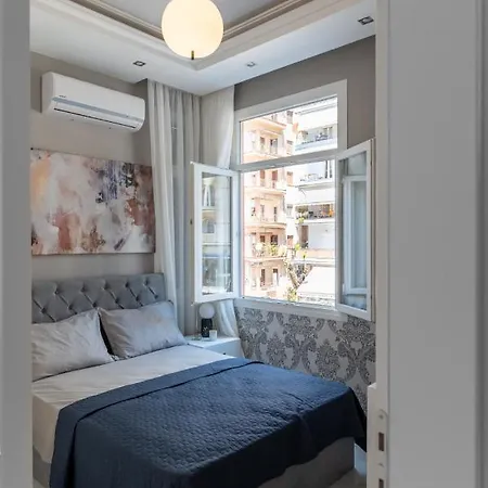 Luxliving Agiou Dimitriou Apartman *